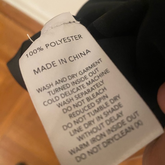 Acler v neck structured blouse - Picture 3 of 4